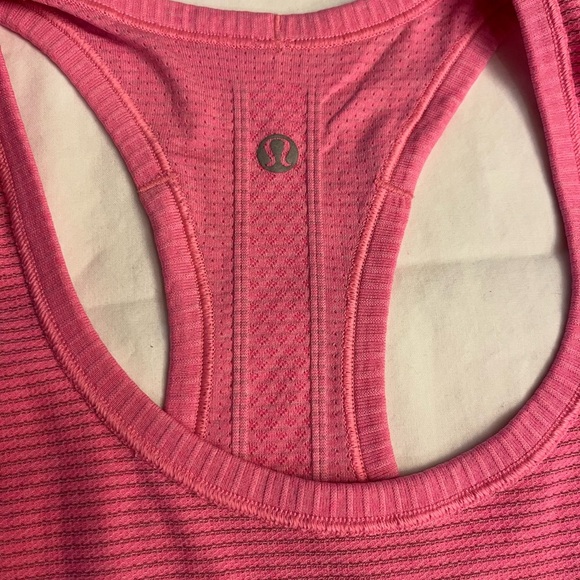 LULULEMON Pink Sleeveless Women's Top - Picture 2 of 9